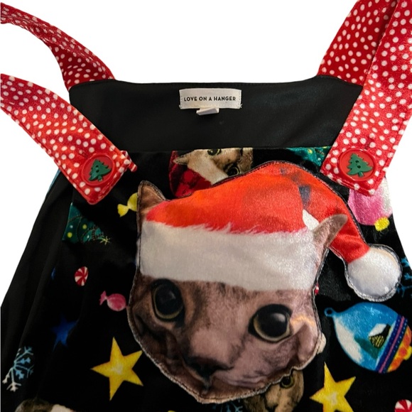 Love On A Hanger Black Christmas Ugly Sweater Kitty Cat Velour Overalls Sz Small - Picture 3 of 10